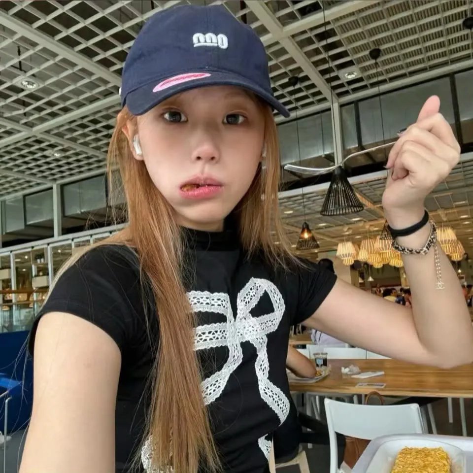 人工性智能